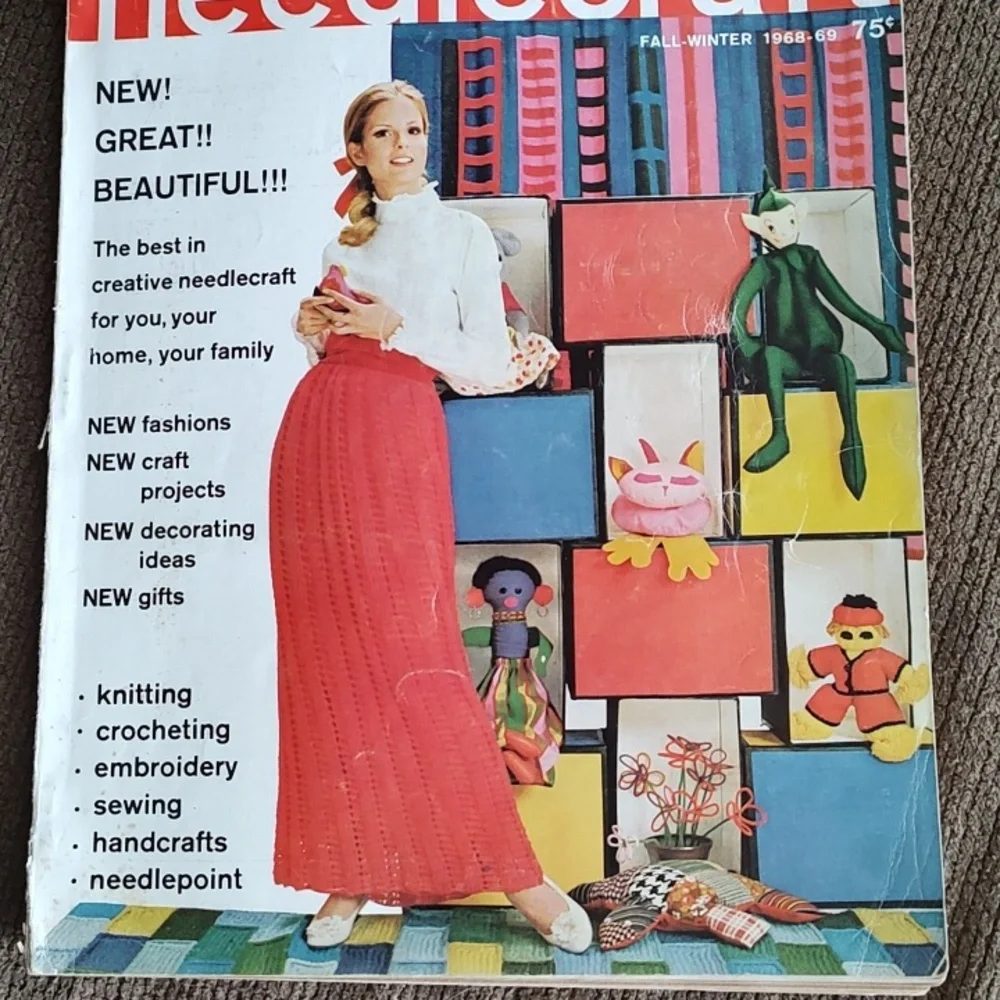 Good Housekeeping Needlecraft Magazines 1968-1971 Lot Of 3
